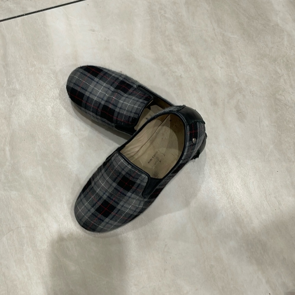 Mannella de Juan handmade moccasins